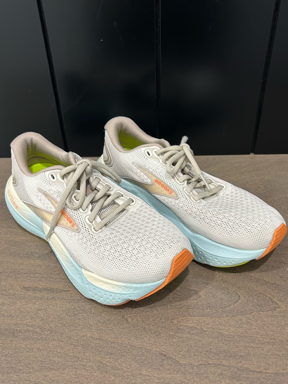Brooks Women's Glycerin 21 Running Shoe